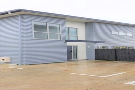 Photo of property in 2/11 Crosher Place, Silverdale, Hamilton, 3216