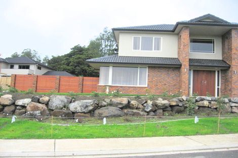 Photo of property in 11 Tuakura Way, The Gardens, Auckland, 2105