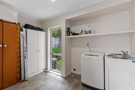 Photo of property in 10 Sunvale Place, Gate Pa, Tauranga, 3112