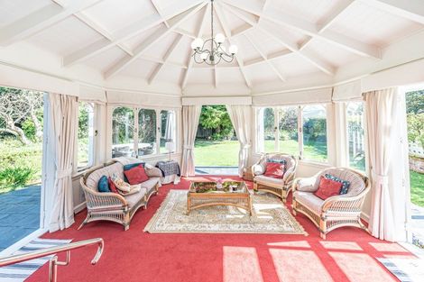 Photo of property in 32 Brassey Road, Saint Johns Hill, Whanganui, 4500