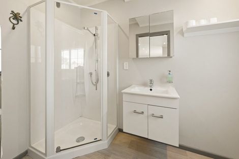 Photo of property in 5 Pipi Dune, Whitianga, 3510