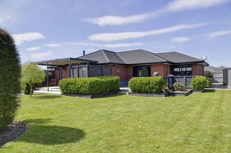 Photo of property in 7 Routhan Way, Carterton, 5713