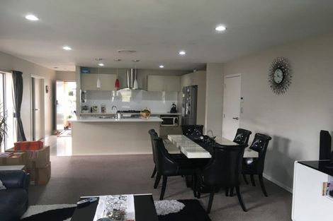 Photo of property in 240 Harbourside Drive, Karaka, Papakura, 2113