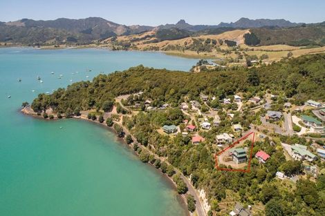Photo of property in 44 Puriri Road, Te Kouma, Coromandel, 3581