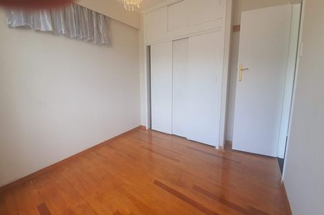 Photo of property in 39 Korau Grove, Stokes Valley, Lower Hutt, 5019