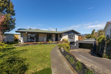 Photo of property in 12 Ash Place, Whalers Gate, New Plymouth, 4310