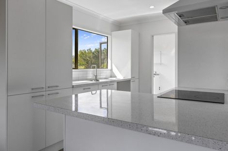 Photo of property in 35 Grace Crescent, Richmond Heights, Taupo, 3330