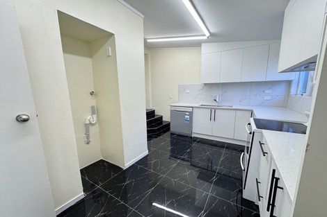 Photo of property in 575 East Coast Road, Browns Bay, Auckland, 0630