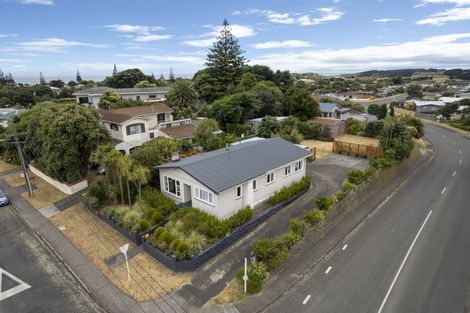 Photo of property in 48 Toi Street, Otaki Beach, Otaki, 5512