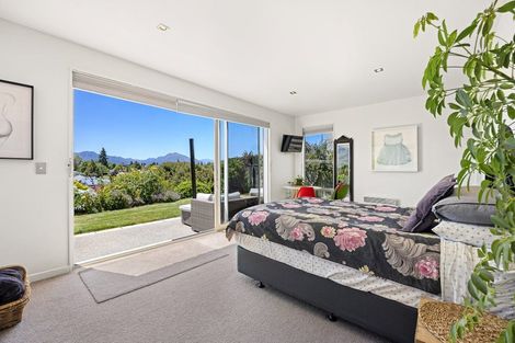 Photo of property in 60 West Meadows Drive, Wanaka, 9305