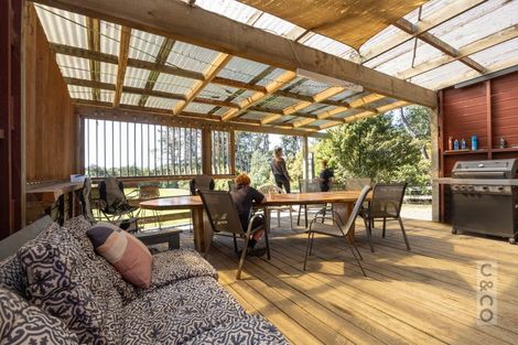 Photo of property in 35a Fork Road, Kumeu, 0891