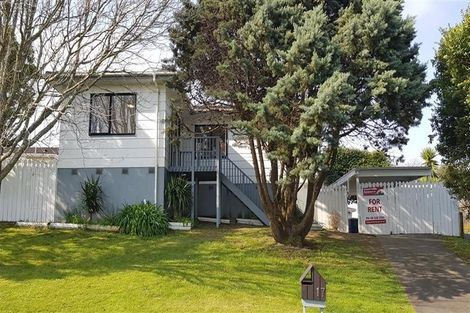 Photo of property in 17 Benchmark Drive, Massey, Auckland, 0614