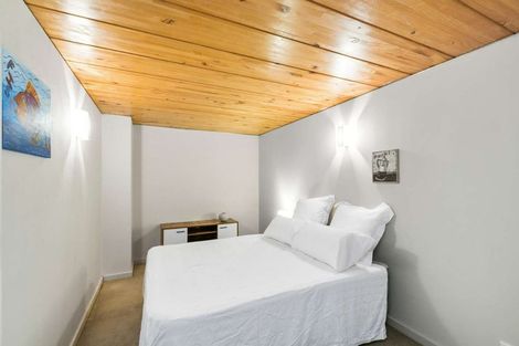 Photo of property in Stadium Garden Flats, 314/107 Thorndon Quay, Pipitea, Wellington, 6011