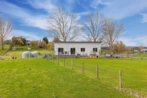 Photo of property in 417 Racecourse Road, Waipukurau, 4282