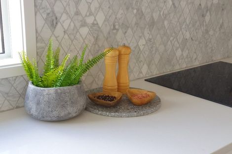 Photo of property in 27 Jutland Road, Pukekohe, 2120