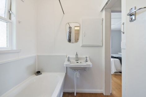 Photo of property in 4 Keeling Street, West End, Palmerston North, 4412