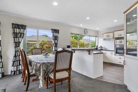 Photo of property in 687 Gloucester Road, Papamoa Beach, Papamoa, 3118