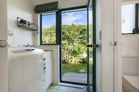 Photo of property in 124a Avalon Place, Whangamata, 3620