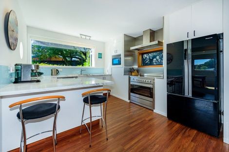 Photo of property in 11 Toledo Place, Mount Pleasant, Christchurch, 8081