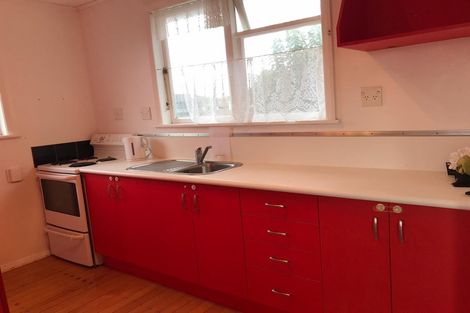 Photo of property in 40 Arimu Road, Papakura, 2110