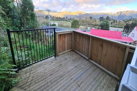 Photo of property in 261 Grounsell Crescent, Belmont, Lower Hutt, 5010