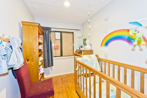 Photo of property in 166 Opanuku Road, Henderson Valley, Auckland, 0612