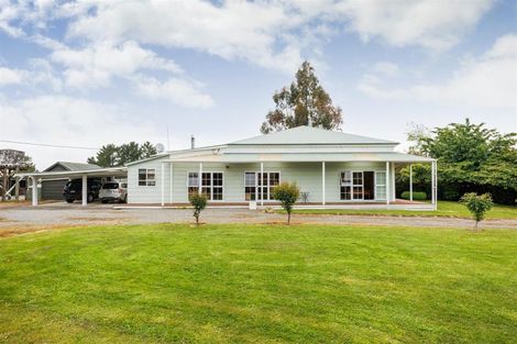 Photo of property in 375 Rangatira Road, Hunterville, 4786