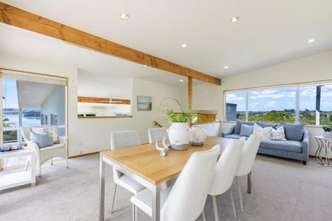 Photo of property in 193 Sandspit Road, Shelly Park, Auckland, 2014