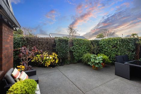 Photo of property in 1/31a Lansbury Avenue, Strowan, Christchurch, 8052