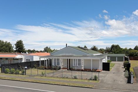 Photo of property in 161 Bridge Street, Bulls, 4818