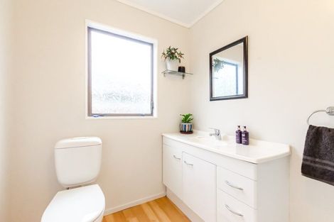 Photo of property in 61 Arawhata Road, Paraparaumu, 5032