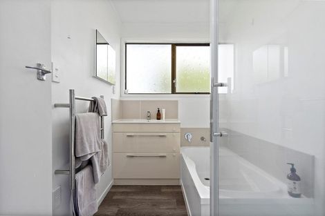 Photo of property in 14 Sargeson Place, Leamington, Cambridge, 3432