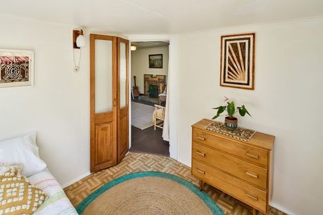 Photo of property in 4/48 Owhiro Bay Parade, Owhiro Bay, Wellington, 6023