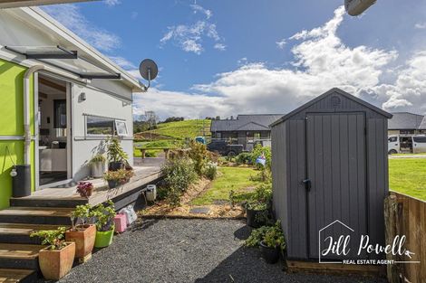 Photo of property in 1 Manaaki Circle, Paparoa, 0571