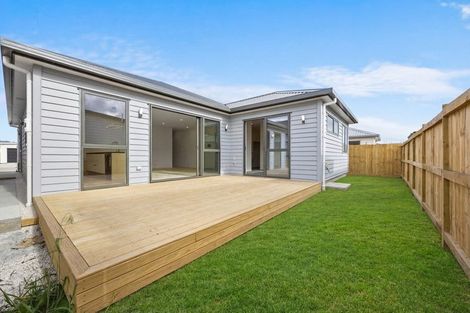 Photo of property in 30 Bannockburn Road, Opaheke, 2113