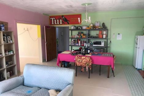 Photo of property in 477 Featherston Street, Palmerston North, 4414