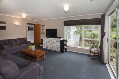 Photo of property in 643a Swanson Road, Swanson, Auckland, 0612