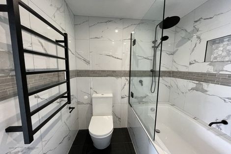 Photo of property in 9/148 Evans Bay Parade, Roseneath, Wellington, 6021