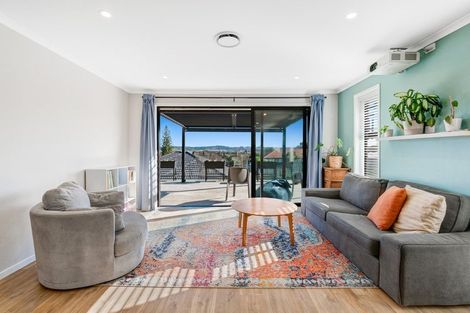 Photo of property in 11 St Julia Court, Helensville, 0800