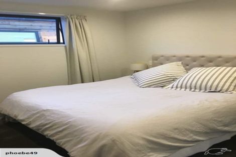 Photo of property in 15 Mount Creighton Crescent, Wanaka, 9305