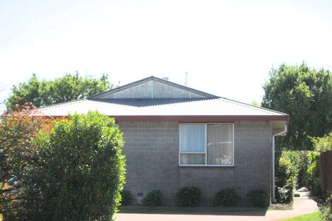 Photo of property in 75 Solomon Avenue, Redwood, Christchurch, 8051