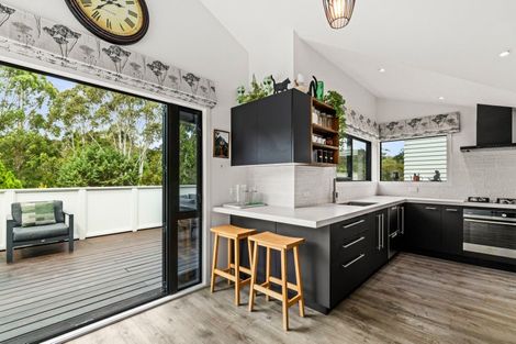 Photo of property in 120 Tauroa Road, Havelock North, 4130