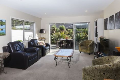 Photo of property in 4 Seager Lane, Hillmorton, Christchurch, 8024