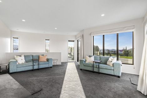 Photo of property in 102b Hinemoa Street, Whangamata, 3620