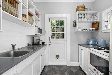 Photo of property in 54 Liardet Street, Vogeltown, Wellington, 6021