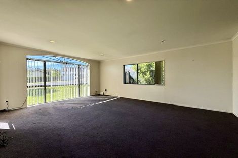 Photo of property in 5 Pittville Place, Henderson, Auckland, 0612