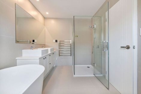 Photo of property in 13 Hangahai Road, Flat Bush, Auckland, 2019