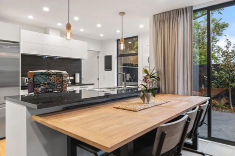 Photo of property in 4/12 Southey Street, Sydenham, Christchurch, 8023