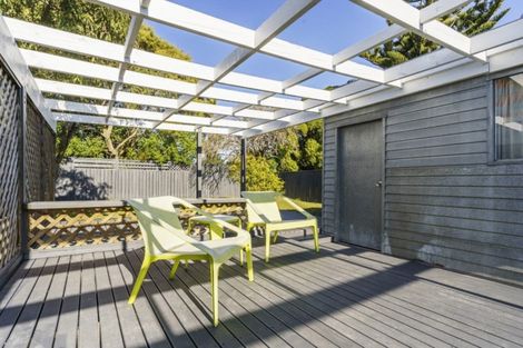 Photo of property in 20 Elizabeth Street, Moera, Lower Hutt, 5010