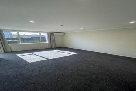 Photo of property in 5/25 Newnham Terrace, Upper Riccarton, Christchurch, 8041